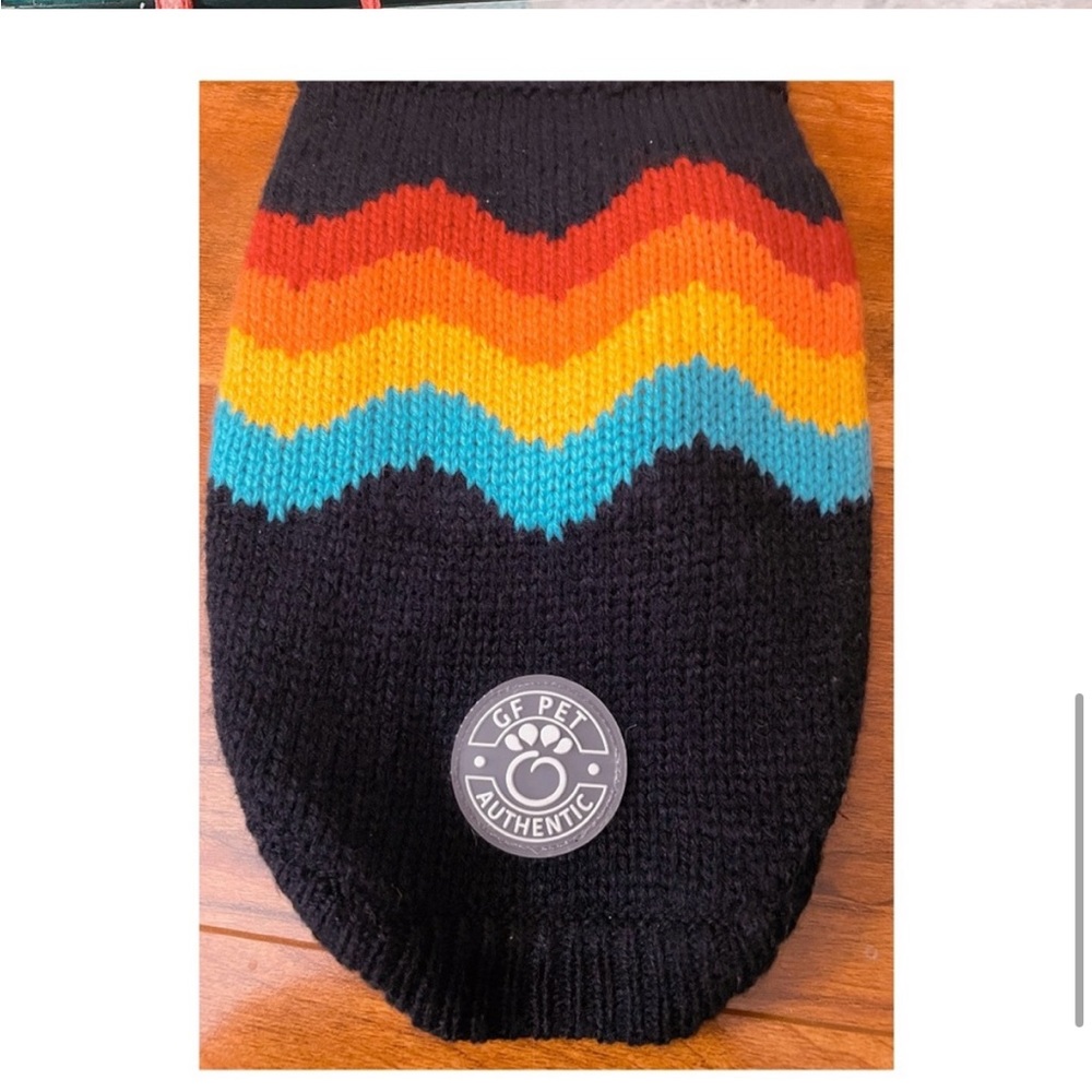 🐾 GF PET Authentic Multicolor Summit Sweater - Picture 5 of 11